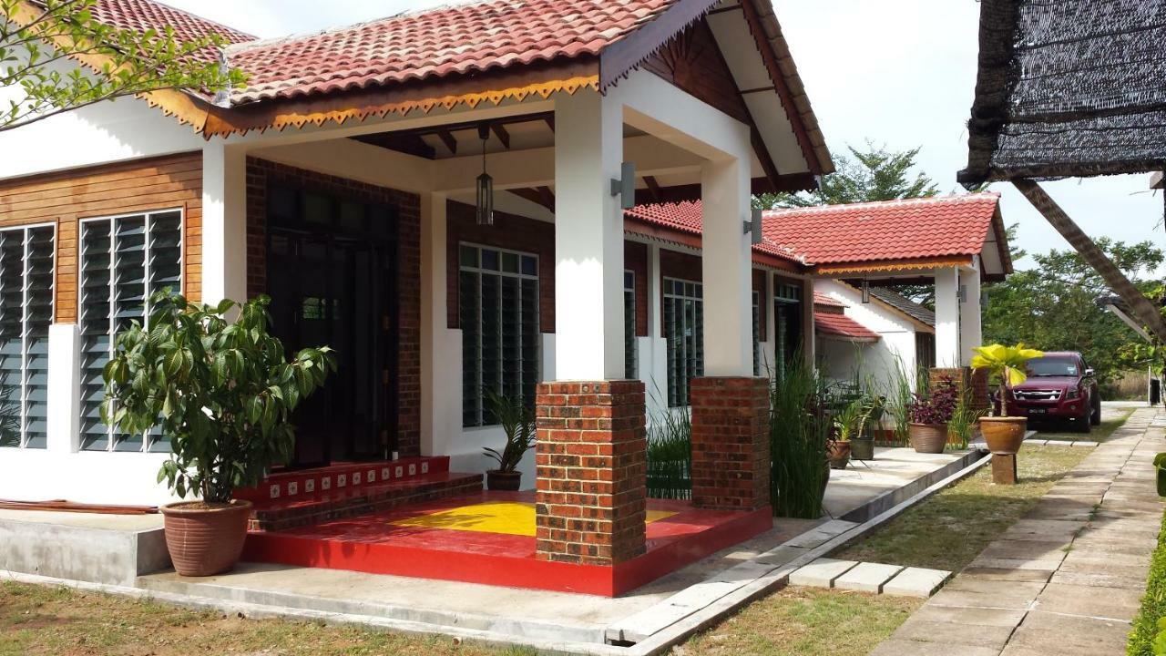 Tanabendang Banglos Pantai Cenang  Exterior photo